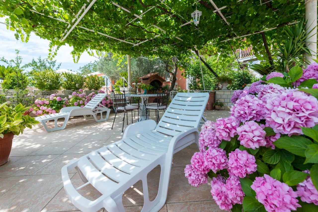 House Jelena Hotel Mlini Exterior photo
